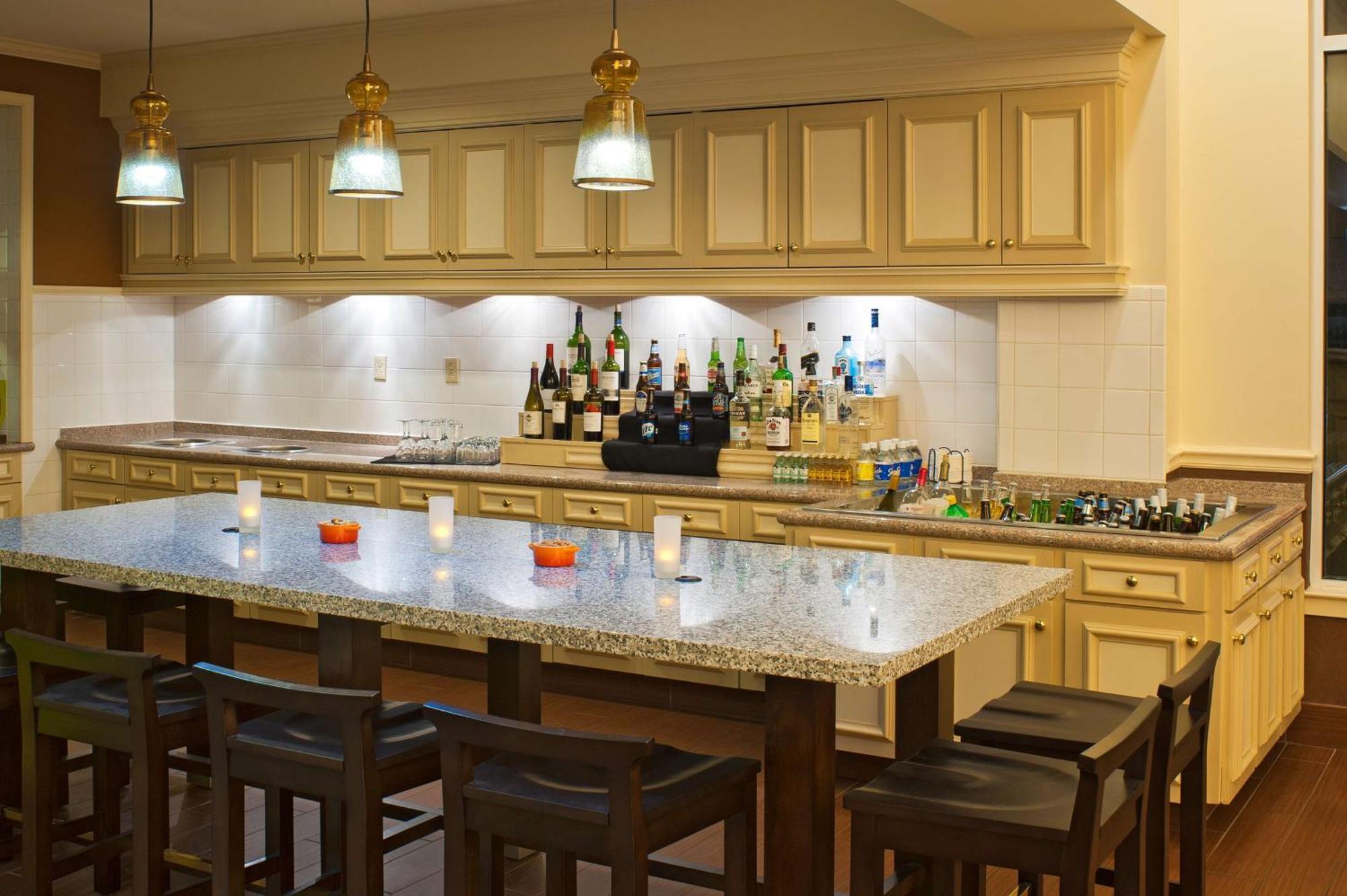 Hilton Garden Inn Allentown Bethlehem Airport Εξωτερικό φωτογραφία