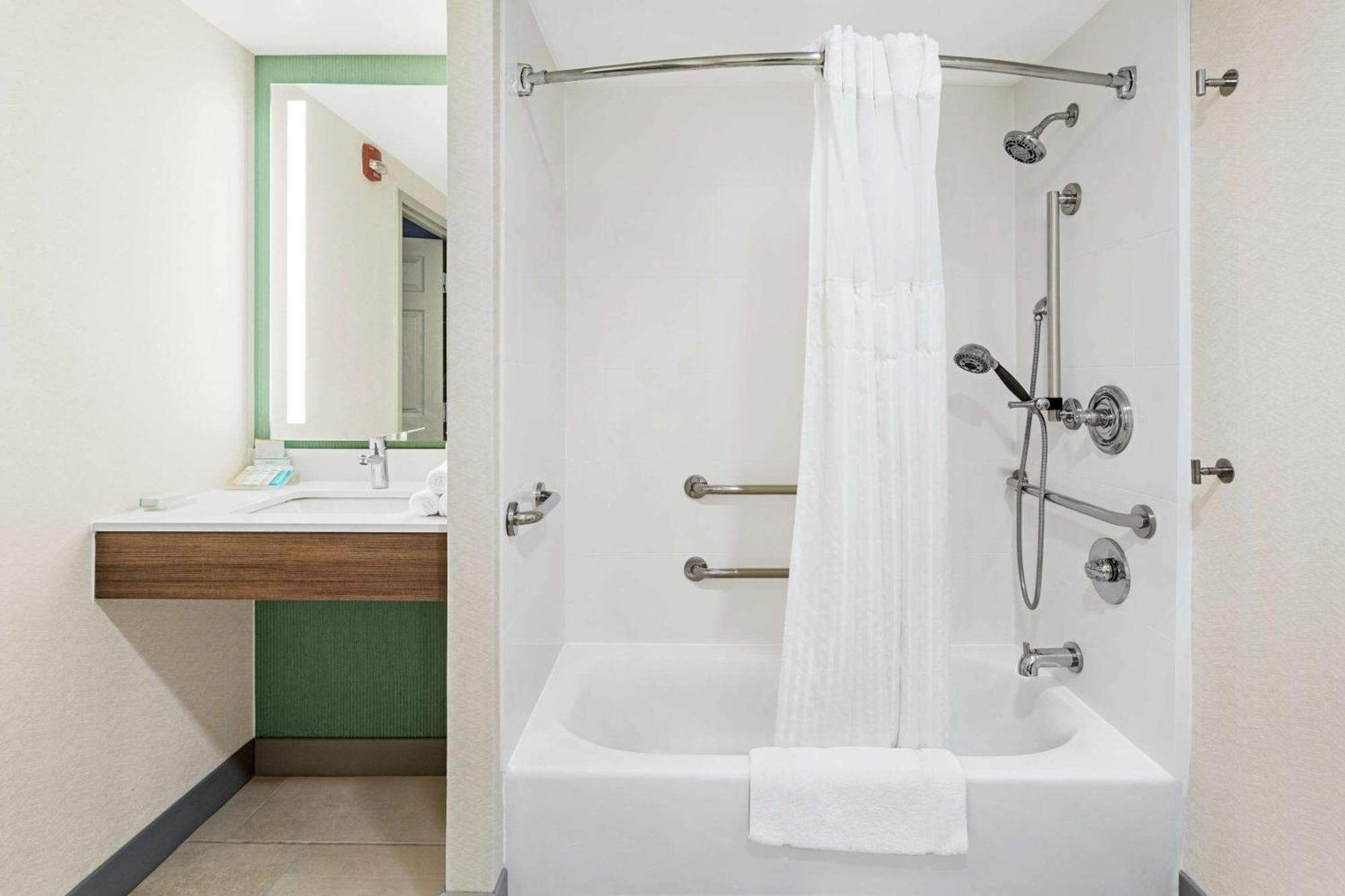 Hilton Garden Inn Allentown Bethlehem Airport Εξωτερικό φωτογραφία